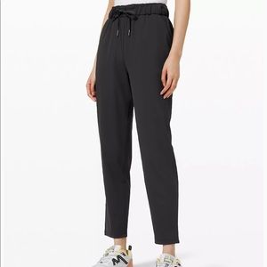 Lululemon on the fly pant. Size 2